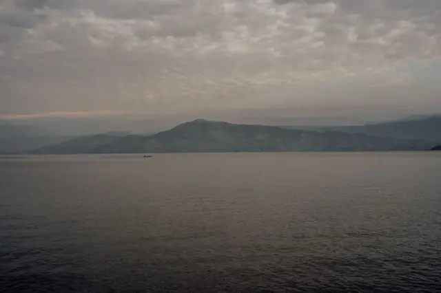 Idjwi ni cyo kirwa kinini muri DR Congo, muri Afurika ni icya kabiri kinini mu birwa byo mu biyaga nyuma ya Ukerewe cyo muri Tanzania kiri mu kiyaga Victoria 