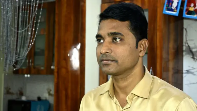 విజయవాడ నందమూరి నగర్ వాస్తవ్యుడు నివాస్