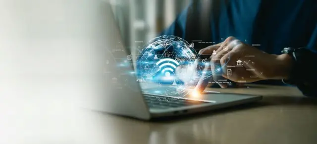 వైఫై, మొబైల్ ఇంటర్నెట్, రూటర్