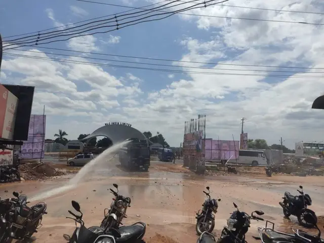 நெய்வேலியில் ராமதாஸ் கைது; வன்முறையில் ஈடுபட்ட பாமக தொண்டர்கள் - போலீஸ் துப்பாக்கிச்சூடு 