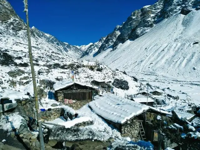 सीमास्थित ताप्लेजुङ् याङ्मा गाउँ