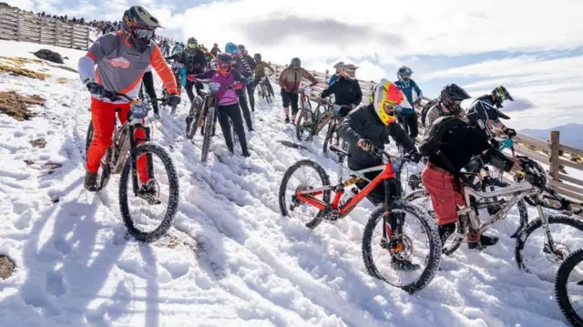 Nevis Range MacAvalanche mountain bike race in pictures BBC News