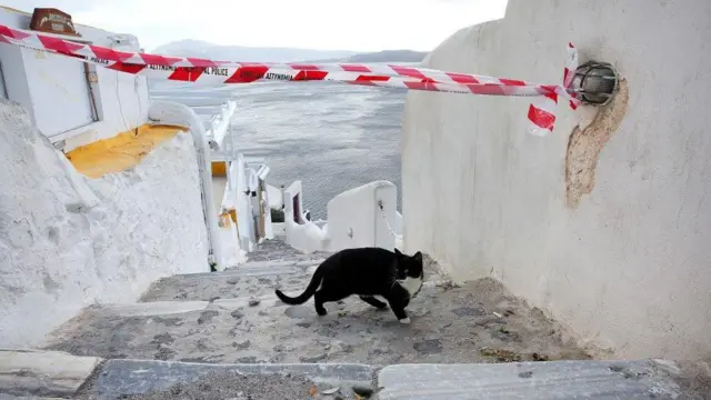 santorini, zemljotres na santorniju, zemljotres, grčka