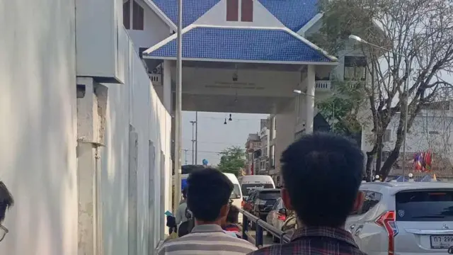 အီလက်ထရောနစ်မှတ်ပုံတင်ပါမှ နယ်စပ်ဖြတ်သန်းခွင့်ပေးတော့မယ်