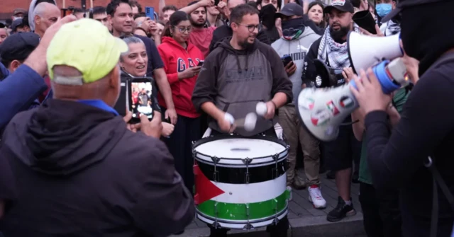 ስደተኞች ጠል ነውጥና ዘረኛነትን የሚነቅፉ ሰልፎች