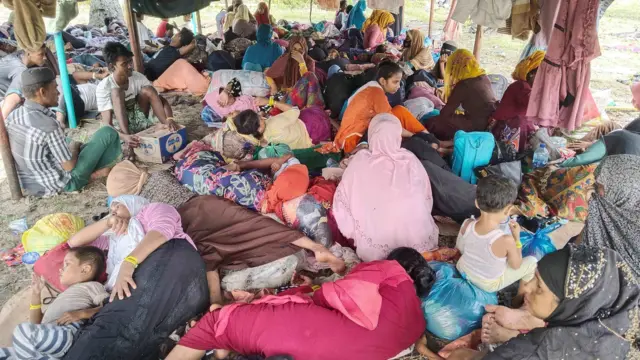 Pengungsi Rohingya berada di tempat penampungan sementara di Pidie, Aceh.