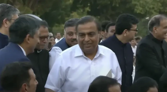 முகேஷ் அம்பானி