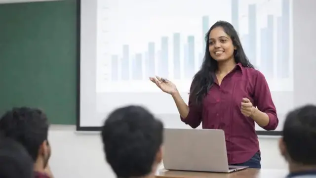 ਮੇਘਨਾ ਕੰਨੇਗੰਟੀ ਦਾ ਕਹਿਣਾ ਹੈ ਕਿ ਲੋਕਾਂ ਨੂੰ ਬਿਹਤਰ ਸਹੂਲਤ ਦੇਣ ਲਈ ਨਵੇਂ ਡਿਜ਼ਾਈਨ ਆ ਰਹੇ ਹਨ।