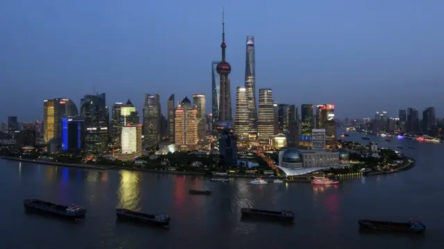 除了台商之外,近年来越来越多台湾人到上海当企业的台籍干部或留学。