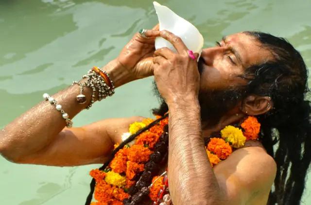 મહાકુંભ, પ્રયાગરાજ, ઇલાહાબાદ, અહલ્લાબાદ, ઉત્તર પ્રદેશ, નાગા બાવા, ગુજરાત, બીબીસી ગુજરાતી