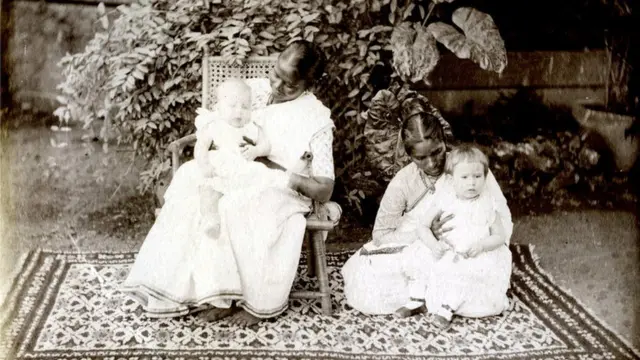 ब्रितानी इतिहास में आया ने अहम भूमिका निभाई है