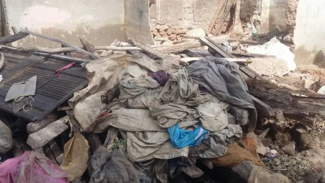 Pipo property scata anyhow for street