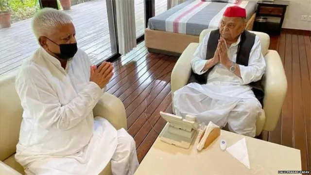 लालू प्रसाद यादव और मुलायम सिंह यादव