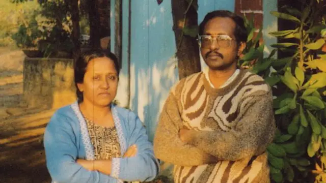 डॉ सतीश गोगुलवार आणि शुभदा देशमुख 1986 मध्ये कुरखेड्याला कायमस्वरुपी आले. 