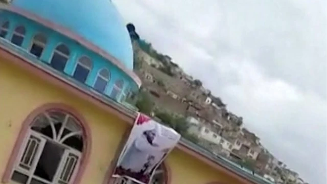 المسجد المدمبر في كابول