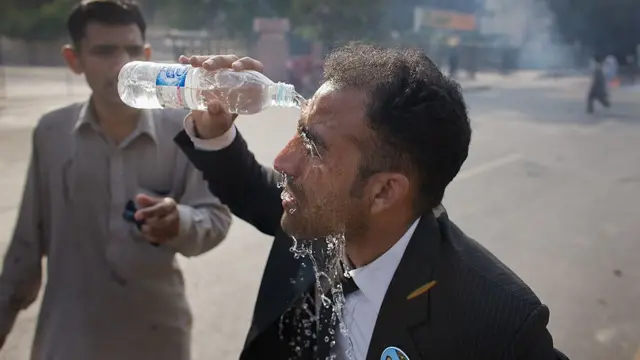 وکیل