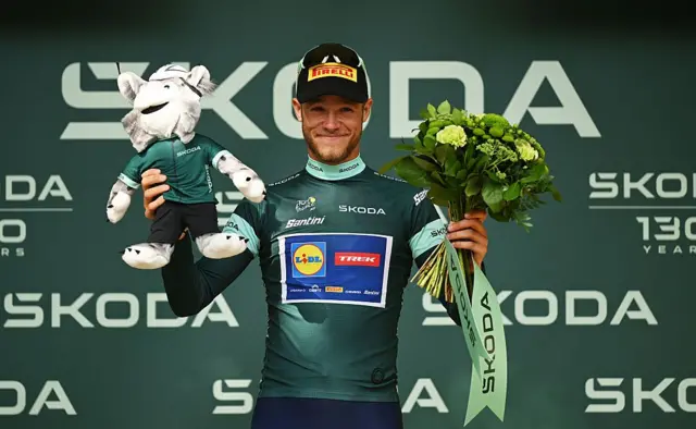 ዕዉት ቀጠልያ ማልያ ዙር ፈረንሳ 2025 ኣብል ጋንታ ሎድል ትሬክ ኢጣልያዊ ጆናታን ሚላን