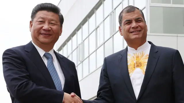 Wi Jinping y Correa