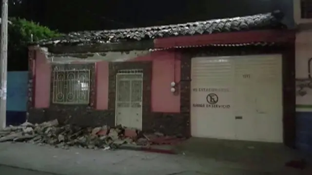 Daños en una casa en Tuxtla Gutiérrez.