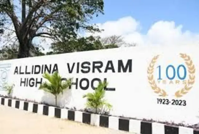 અલીદિના વિસરામ , Alidina Visram , વેપાર , ઉદ્યોગ સાહસિકતા , પૂર્વ આફ્રિકા , યુગાન્ડા , કૅન્યા , સુદાન , ગુજરાતી વેપારી, ગુજરાત , ઇસ્ટ આફ્રિકા , બીબીસી ગુજરાતી 