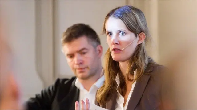 ڈاکٹر اِینی سٹی نرسن اور ڈاکٹر پیٹر نصر