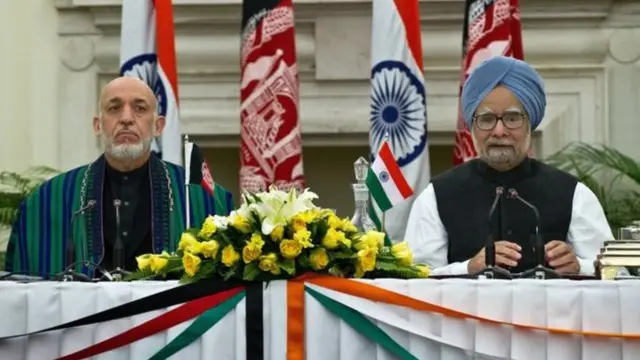 અફઘાનિસ્તાનના રાષ્ટ્રપતિ સાથે ભારતના પૂર્વ વડા પ્રધાન મનમોહન સિંહ