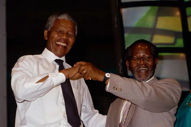 Nelson Mandela et Oliver Thambo