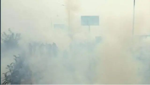 ਕਿਸਾਨਾਂ ਉੱਤੇ ਅੱਥਰੂ ਗੈਸ ਦੀ ਵਰਤੋਂ