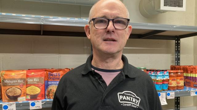 Mark Seedjogos da betano que mais pagamfrente a uma prateleirajogos da betano que mais pagamalimentos