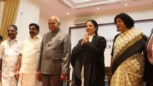 உயர்நீதிமன்ற தலைமை நீதிபதி