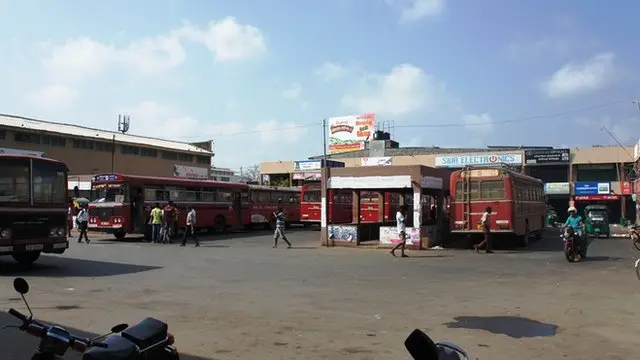 இலங்கை : கடையடைப்பு போராட்டத்தால் ஸ்தம்பித்த இயல்பு வாழ்க்கை (புகைப்படத் தொகுப்பு)