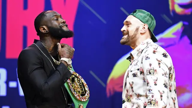 رونالدو-مسی روی رینگ