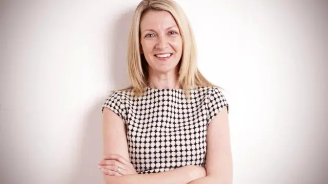 Рекрутер Эмили Ричардс из Новой Зеландии часто использует соцсеть "Фейсбук" для поиска кандидатов