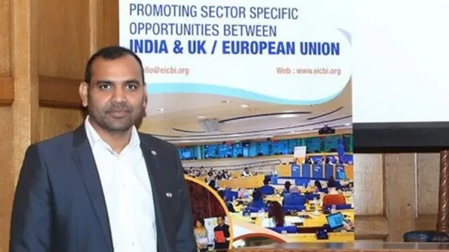 چندرا گذشتہ 18 سال سے برطانیہ میں مقیم ہیں اور باقاعدگی سے انڈیا پیسہ بھیجتے ہیں