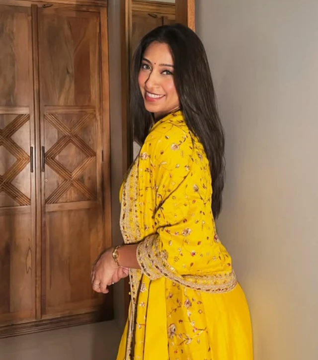 બીબીસી ગુજરાતી ઍર ઇન્ડિયા ઍર હૉસ્ટેસ રોશની સોંઘારે ઇન્સ્ટાગ્રામ