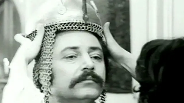 جمشید مشایخی در نمایی از فیلم 'شازده احتجاب'