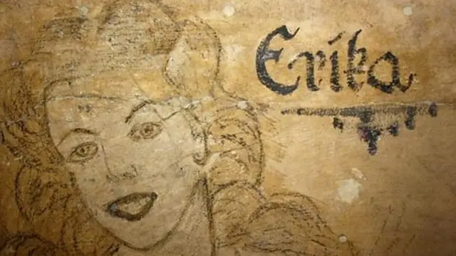 Grafiti dibujado por los prisioneros.