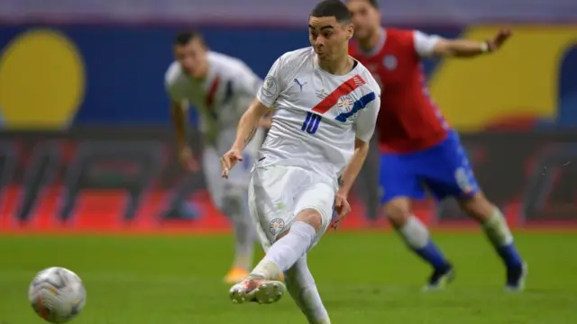 Miguel Almirón.