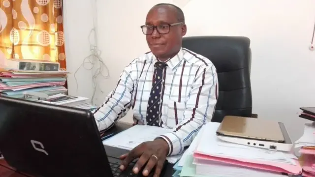 Toyi Oscar aserukira kaminuza yigenga NTARE RUGAMBA