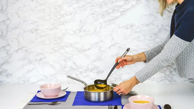 Жынка на кухні