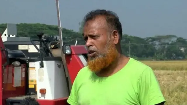 বাংলাদেশে কৃষিতে সেচের যন্ত্রে জ্বালানি হিসেবে ডিজেল ব্যাপকভাবে ব্যবহার করা হয়। কৃষকরা চিন্তিত এবার ডিজেল পাওয়া যাবে কিনা।