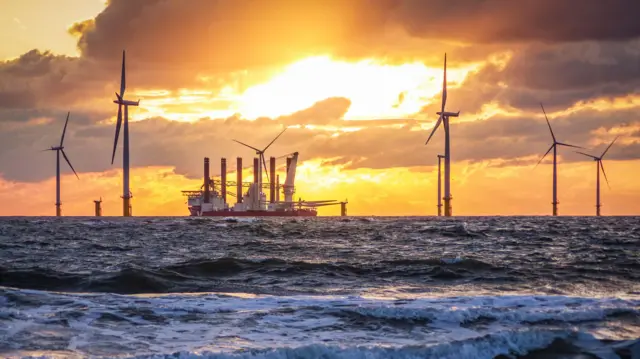 توربینهای بادی در دریا