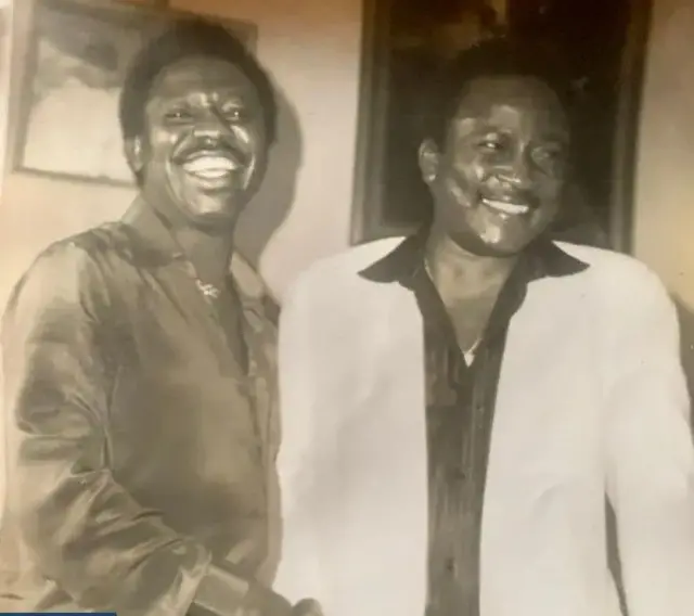 Sikiru ayinde Barrister pẹlu Kollignton Ayinla.