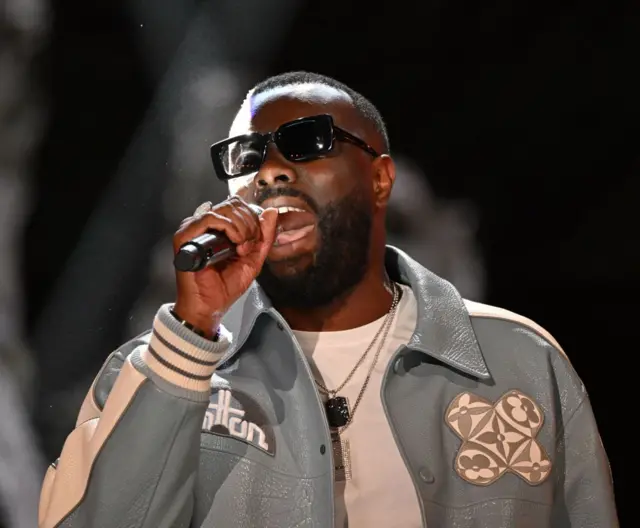 Maître Gims sur scène