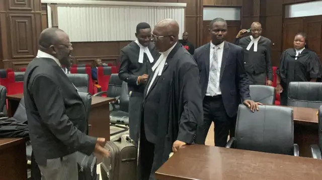 Ndị ọkaiwu Nnamdi Kanu