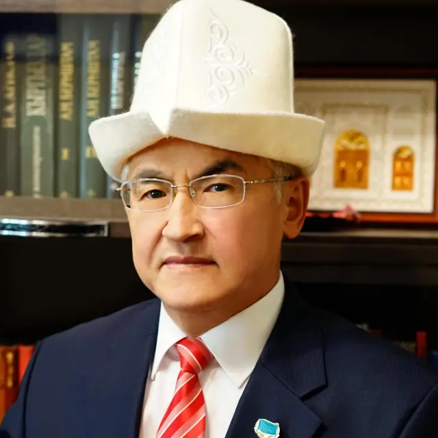 Дөөлөтбек Сапаралиев