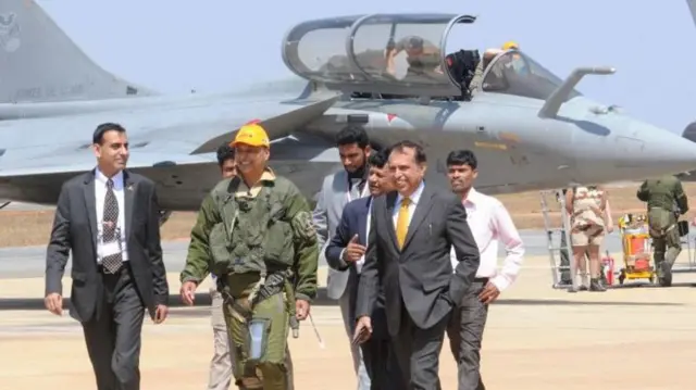 પ્રતીકાત્મક તસવીર