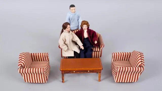 Спрос на легализацию полиаморных браков вырос на фоне активной поддержки однополых браков, хотя ЛГБТ-сообщество не всегда одобряет подобные сравнения