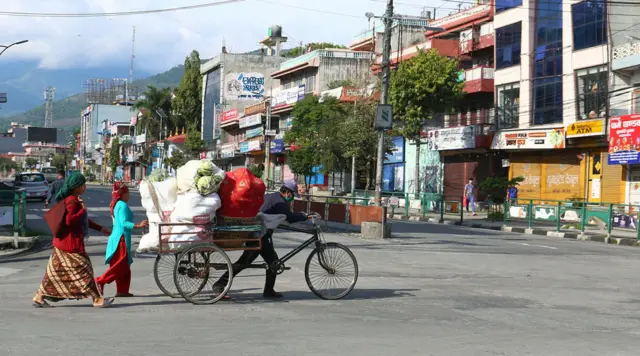 लकडाउन पोखरा