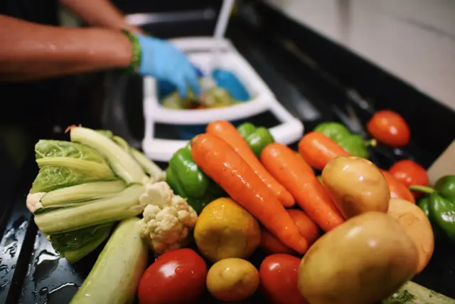 भाज्या फळं